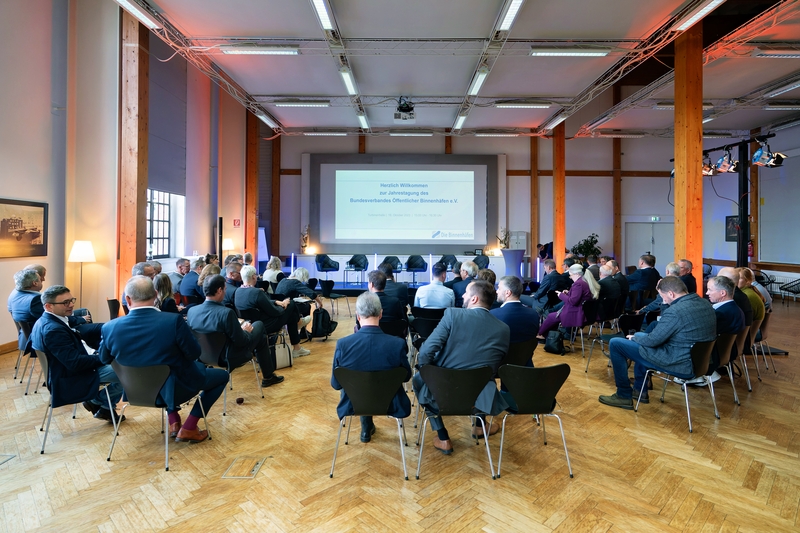 Binnenhäfen zwischen Transformation und Wettbewerb© CHLietzmann